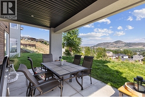 1341 Sladen Crescent - Photo 60