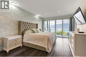 3961 Beachview Drive E - Photo 26