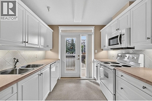 305 Whitman Road Unit# 102 - Photo 11