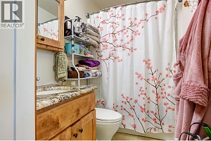 6226 Okanagan Avenue - Photo 15