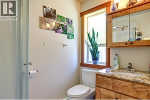 6226 Okanagan Avenue - Photo 18