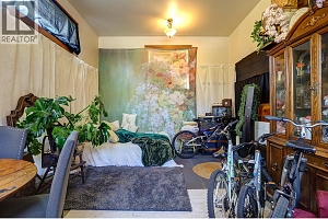 6226 Okanagan Avenue - Photo 24