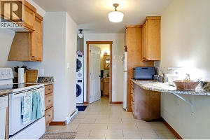 6226 Okanagan Avenue - Photo 34