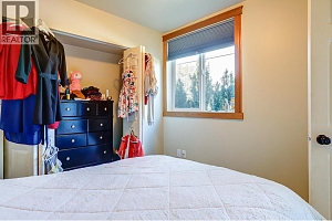 6226 Okanagan Avenue - Photo 39