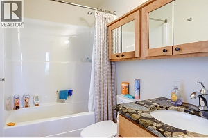 6226 Okanagan Avenue - Photo 69