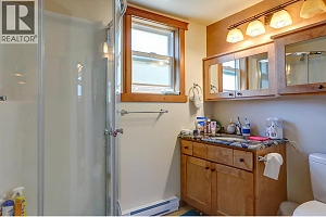 6226 Okanagan Avenue - Photo 72