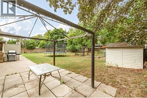 184 Snowsell Street N - Photo 10