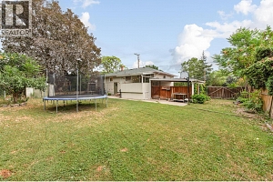 184 Snowsell Street N - Photo 12