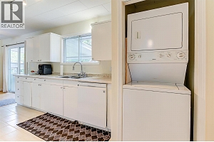 184 Snowsell Street N - Photo 19