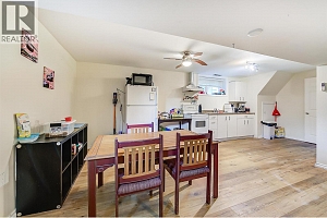 184 Snowsell Street N - Photo 31