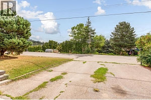 184 Snowsell Street N - Photo 38