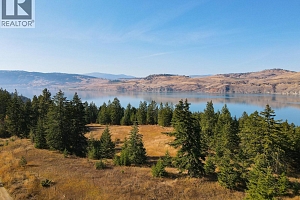 5893 Cosens Bay Road - Photo 8