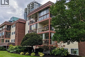 1450 Bertram Street Unit# 302 - Photo 27