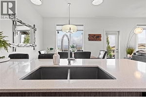 933 Mt Robson Place Unit# 34 - Photo 11