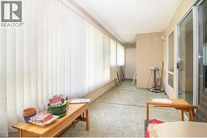 1045 Sutherland Avenue Unit# 115A - Photo 3