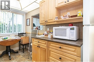 1045 Sutherland Avenue Unit# 115A - Photo 8