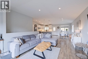 2582 Paramount Drive - Photo 10