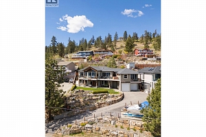 5824 Columbia Avenue - Photo 3