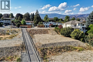 2347 Thacker Drive - Photo 2