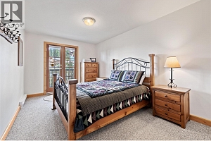 5946 Snow Pines Crescent Unit# A - Photo 30