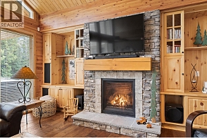 5946 Snow Pines Crescent Unit# A - Photo 5