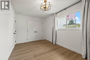 882 Hubbard Road - Photo 17