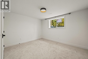 882 Hubbard Road - Photo 26