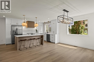 882 Hubbard Road - Photo 4