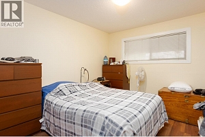 255 Holbrook Road W - Photo 35