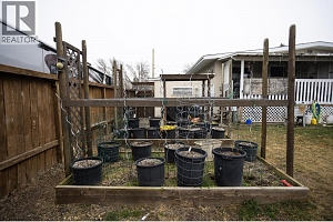 255 Holbrook Road W - Photo 49