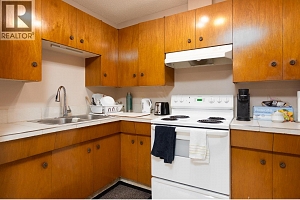 255 Holbrook Road W - Photo 5