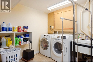 255 Holbrook Road W - Photo 54