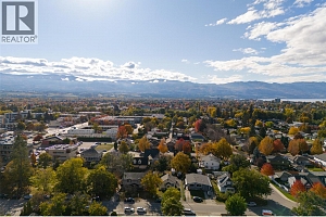 1033 / 1035 Laurier Avenue - Photo 24