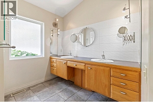 1569 Gregory Road - Photo 22