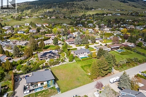 435 Scenic Drive - Photo 2