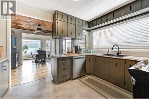 1879 Jennens Road - Photo 31