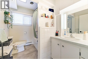 1879 Jennens Road - Photo 42