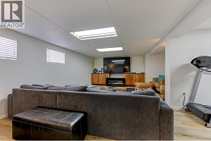 1879 Jennens Road - Photo 54