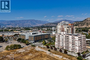 1967 Underhill Street Unit# 704 - Photo 30