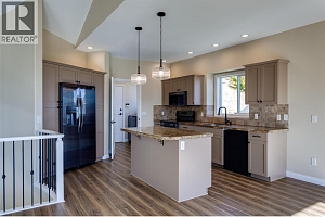 1084 Aurora Heights - Photo 11