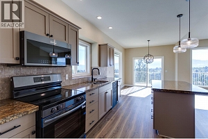 1084 Aurora Heights - Photo 13