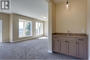 1084 Aurora Heights - Photo 25