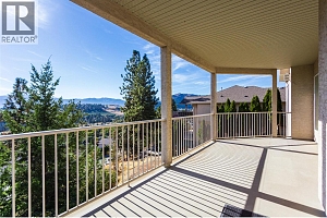 1084 Aurora Heights - Photo 26