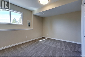 1084 Aurora Heights - Photo 30