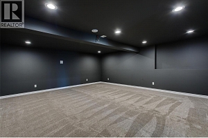 1084 Aurora Heights - Photo 33