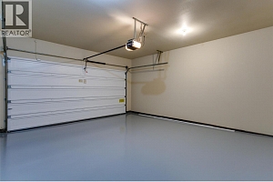 1084 Aurora Heights - Photo 35