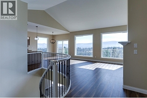 1084 Aurora Heights - Photo 5