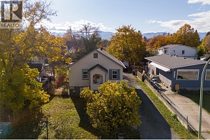 1025 Laurier Avenue - Photo 2