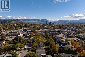 1025 Laurier Avenue - Photo 47