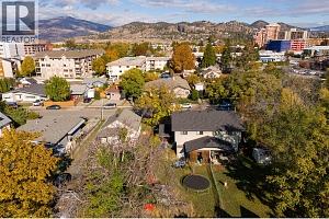 1025 Laurier Avenue - Photo 52